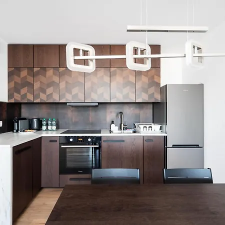 Pilsudskiego By Bookinghost