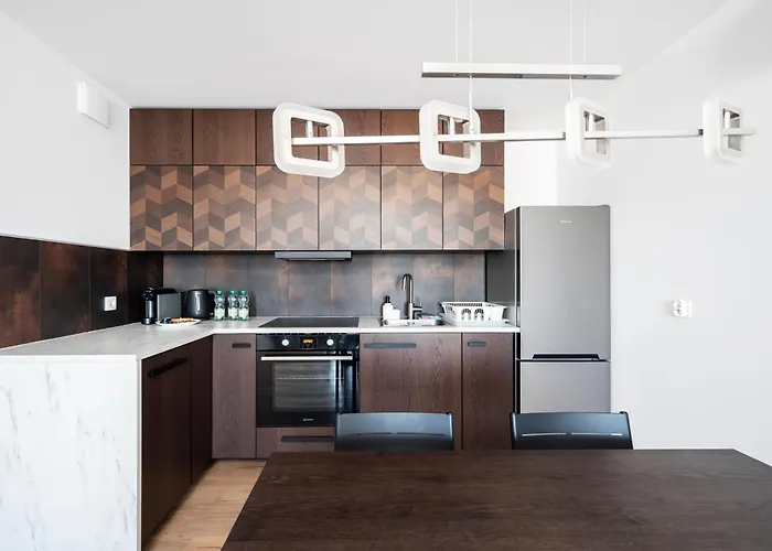 Pilsudskiego By Bookinghost